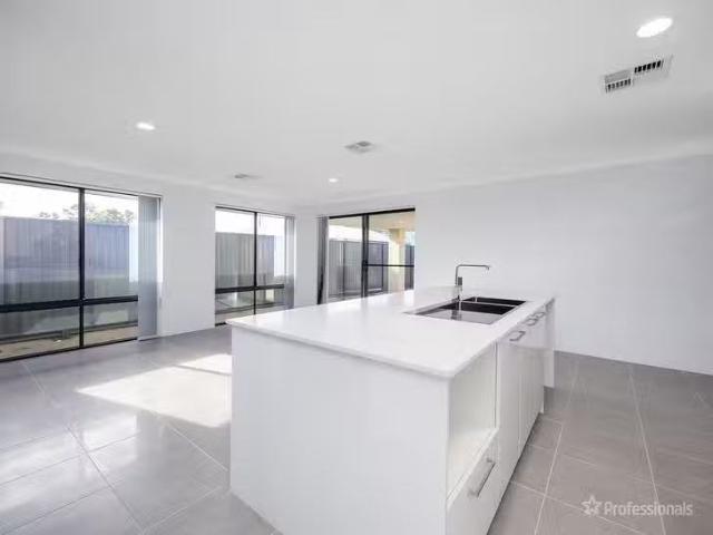 Charming 78 Boorabbin Drive, Baldivis, WA 6171