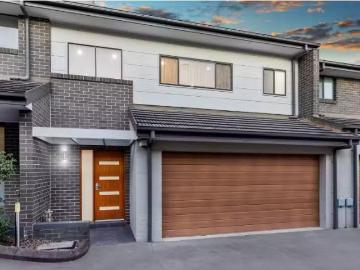 Rental! 7/8 Fielder Street, West Gosford Townhouse for rent L.