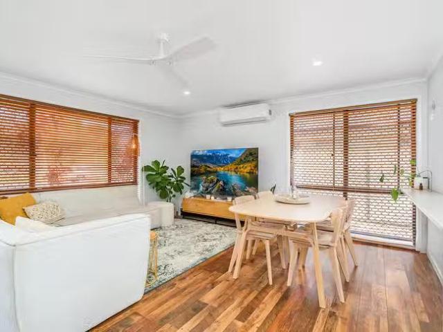 For Rent! 78 Saffron Street, Elanora, QLD 4221
