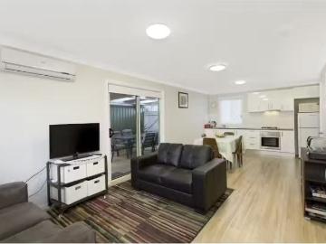 Cheap 79A Craigholm Street, Sylvania Apartment for rent Liste.