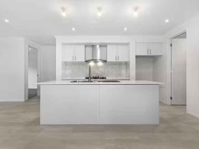 Rental! 7 Maitland Lane, Cessnock, NSW 2325