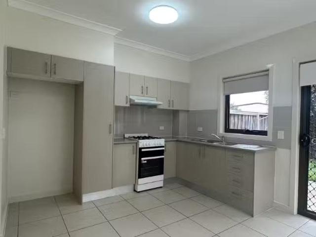 Rental! 7 Aspinall Street, POTTS HILL Townhouse for rent List.