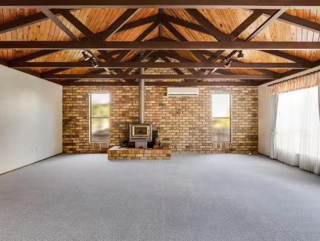 Charming 7 Aster Street, Centenary Heights, QLD 4350