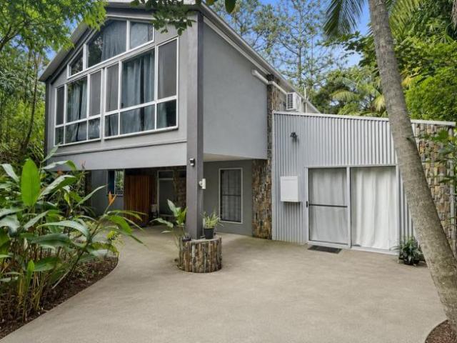 For Rent 7 Bedroom House Nambour, QLD DS103342511