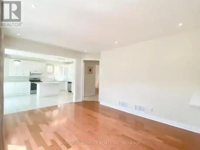 For Rent 7 Bedroom House Richmond Hill ON DS104506959