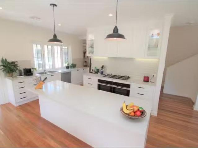 Just in! 7 French Street, HACKETT House for rent Listed by Ma.