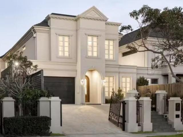 Deal! 7 Highbury Street, Balwyn North VIC 3104 House Sold