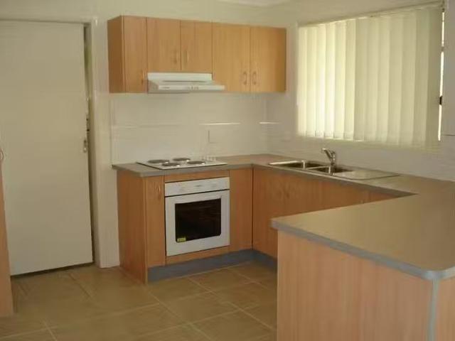 Charming 7 Locke Place, Goodna, QLD 4300