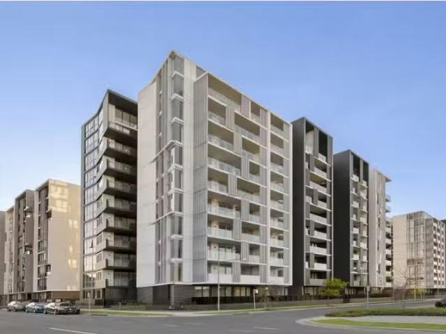 Cheap 801/10 Aviators Way, Penrith Apartment for rent Listed.