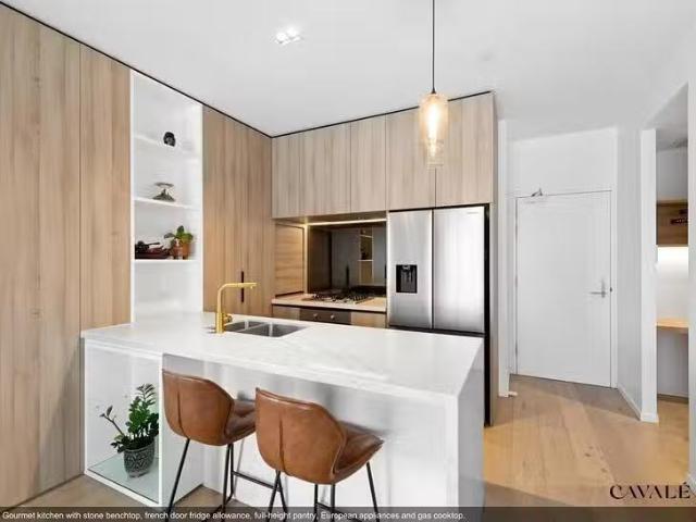 Unique 801/18 Longland Street, Newstead, QLD 4006