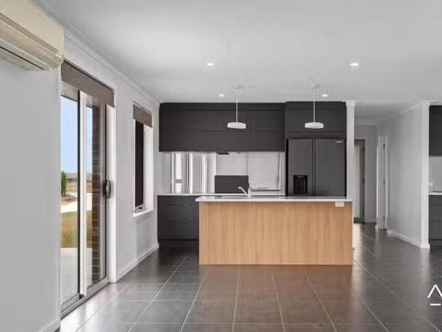 Unique 80 North Street, George Town, TAS 7253