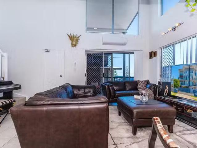 Deal! 8/13 Tramore Street, Margate, QLD 4019