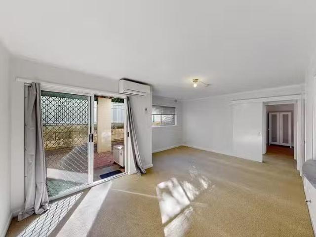 Just in! 8/16 Jecks Place, Orelia, WA 6167