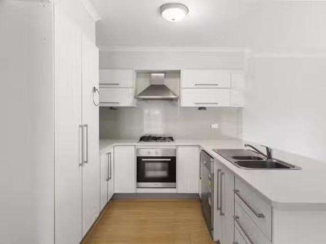 Rental! 8/198 208 Springvale Road, Nunawading VIC 3131 Townh.