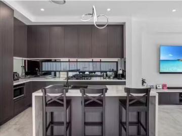 For Rent! 84A Renton Avenue, Moorebank Apartment for rent Lis.