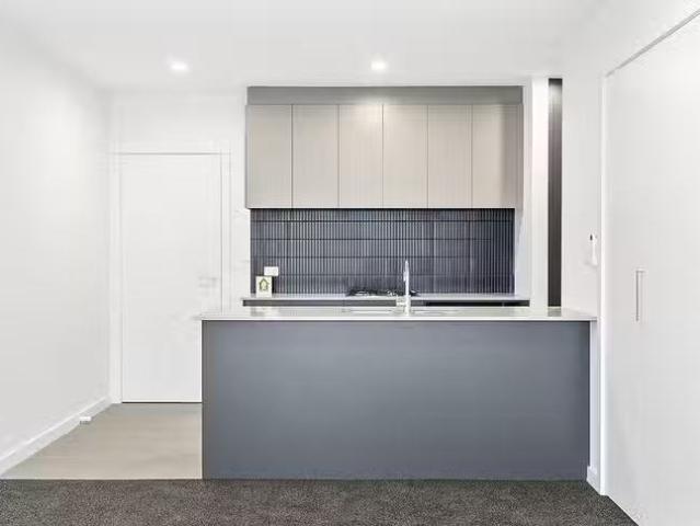 Rental! 85/60 Kingsland Parade, Casey, ACT 2913