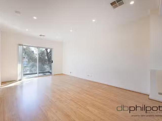 Unique 8/6 8 Augustine Street, Mawson Lakes, SA 5095