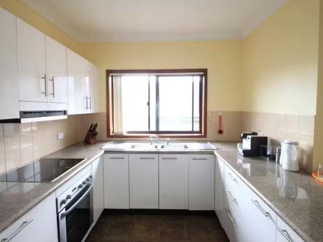 Cozy 8/90 92 Wardell Road, Earlwood Townhouse for rent Listed.