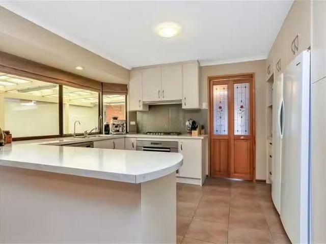 For Rent! 8 Nellie Street, Parafield Gardens, SA 5107