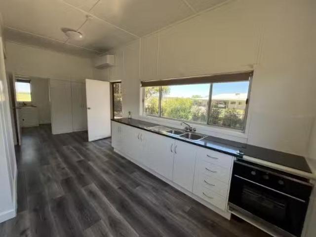 Rental! 8 Noble Street, BEELBANGERA House for rent Listed by.