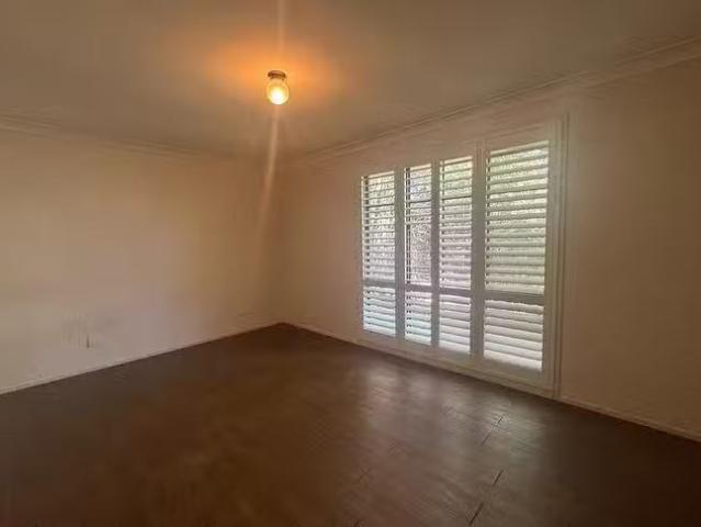 Deal! 8 Almond Avenue, Fletcher, NSW 2287
