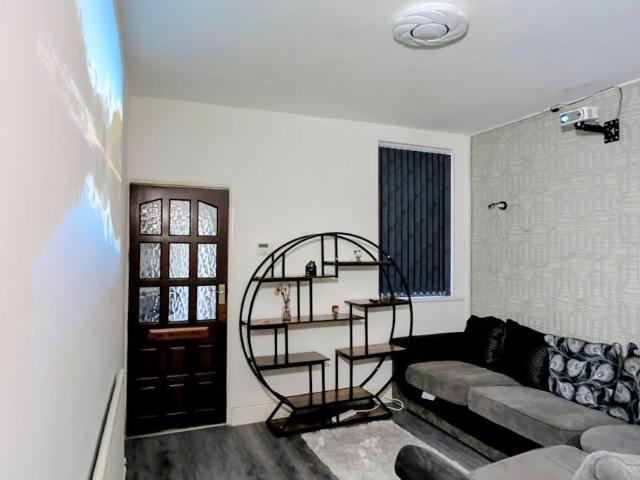 For Rent 8 Bedroom House Leicester Leicester DS93885166