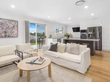 For Rent! 8 Harcourt Parade, MACQUARIE HILLS House for rent L.