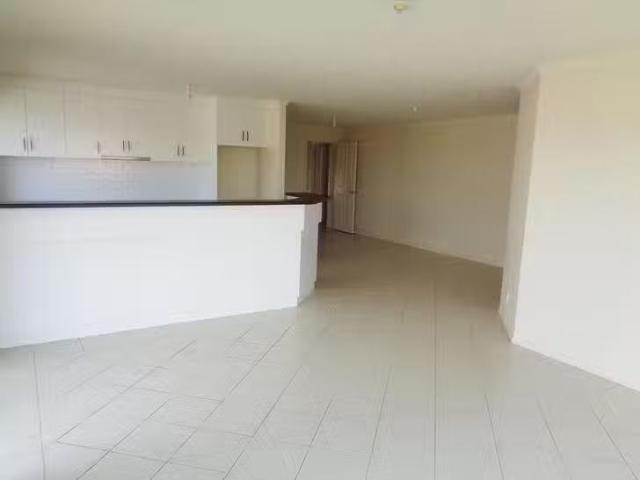 Charming 8 Hawksnest Avenue, Seaford Rise, SA 5169