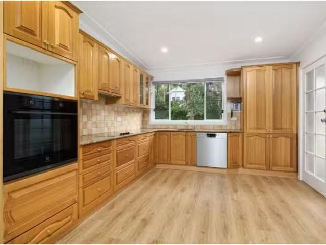 Nice 8 Jennifer Avenue, Allambie Heights House for rent Liste.
