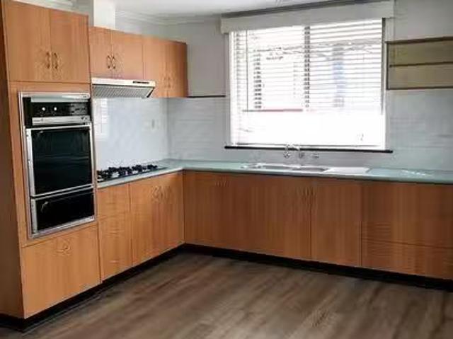 For Rent! 8 Prowse Street, Beaconsfield, WA 6162