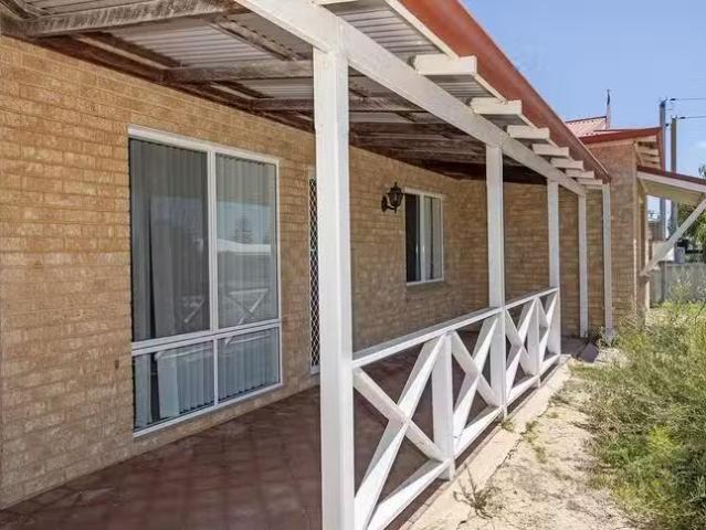 Unique 8 Shearwater Drive, Jurien Bay, WA 6516