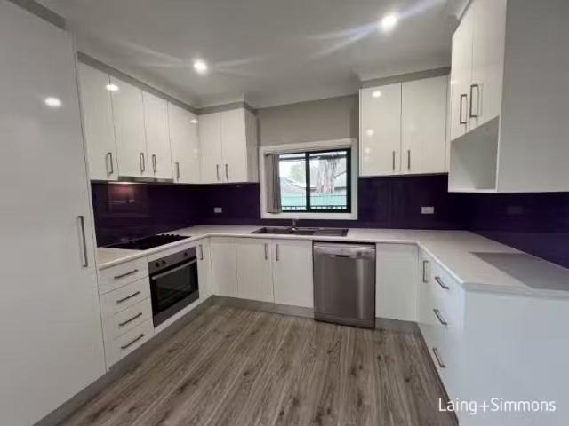 New 8A Talmiro St, Whalan House for rent Listed by Gokhan Del.