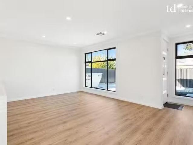 For Rent! 8A Victor Avenue, Woodville West, SA 5011
