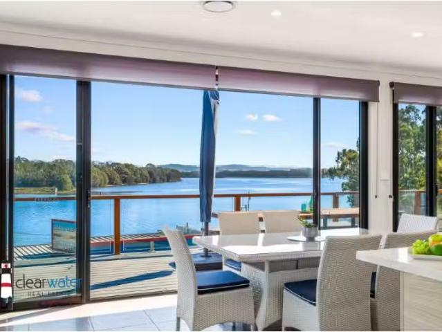 Deal! 93 Trafalgar Rd, Tuross Head House for rent Listed by B.