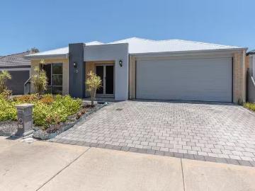 Unique 93 Litchfield Circle, Wandi, WA 6167