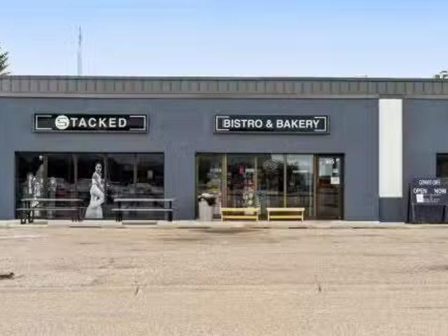 Cheap 905 Mountain Avenue, Crossfield, AB, T0M 0S0 commercia.
