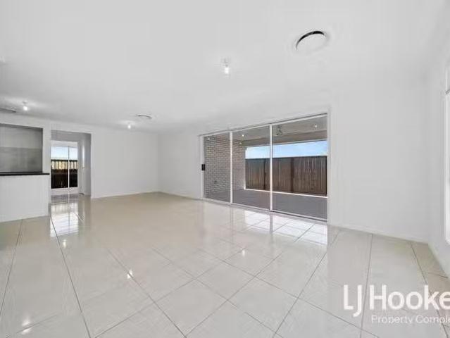 For Rent! 90 Belhaven Avenue, Yarrabilba, QLD 4207