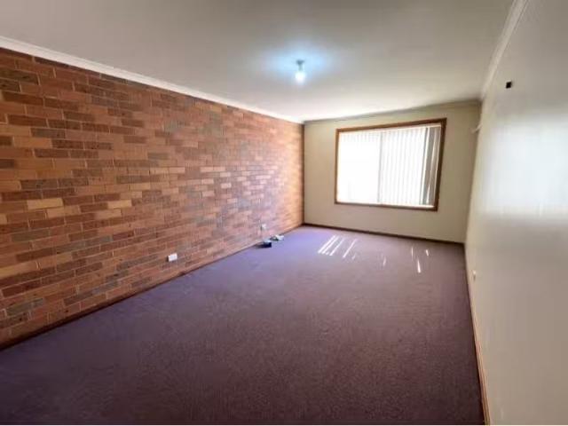 Cheap 9/10 12 Rose Street, HILLSTON Property for rent Listed.