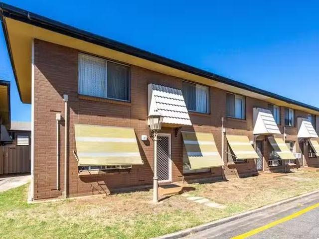Cozy 9/10 Hallett Avenue, Tranmere, SA 5073