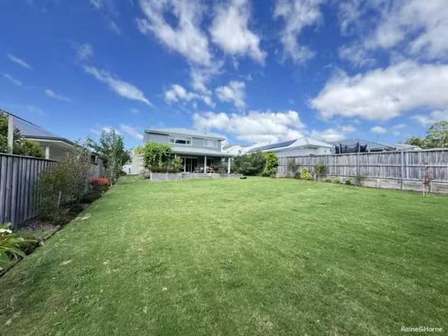 For Rent! 91 Parker Crescent, BERRY House for rent Listed by.