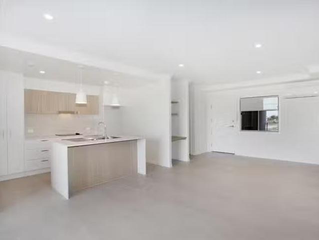 Rental! 9/5 Affinity Place, Birtinya, QLD 4575