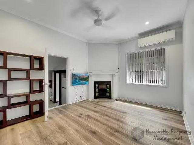 Cozy 96 Brunker Road, Broadmeadow House for rent Listed by Ne.