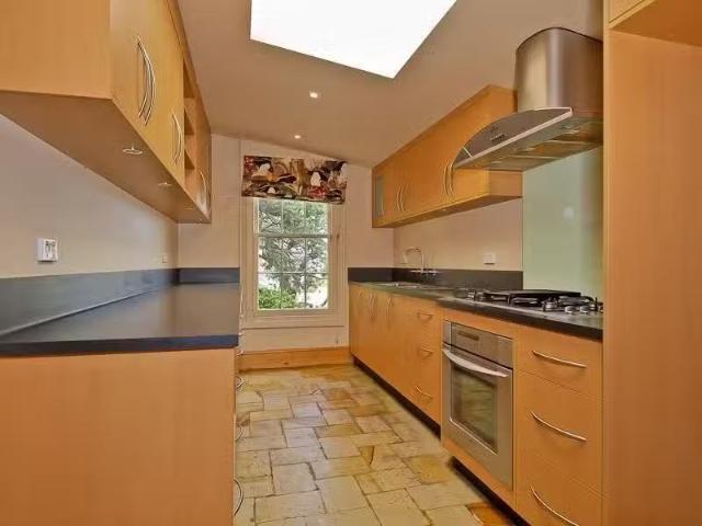 Charming 96 Molle Street, WEST HOBART House for rent Listed b.