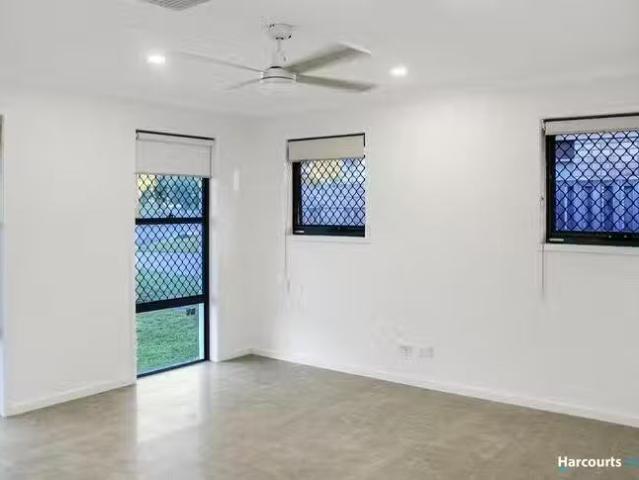 Deal! 9 Aspect Way, Berrinba, QLD 4117