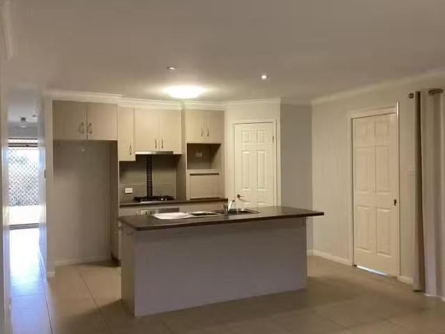 Just in! 9 Hakea Court, Warwick, QLD 4370