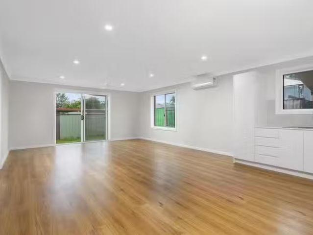 Charming 9 Kaye Avenue, Kanwal, NSW 2259