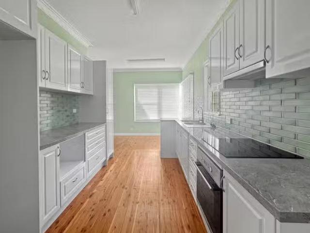 Nice 9 Kelly Court, Esk, QLD 4312