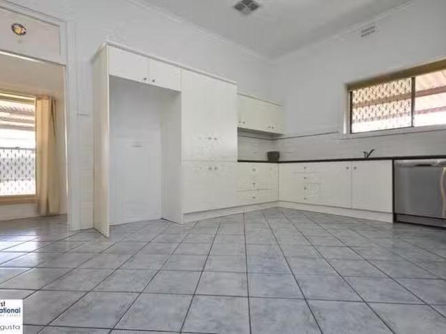 New 9 11 Hays Street, Port Augusta, SA 5700