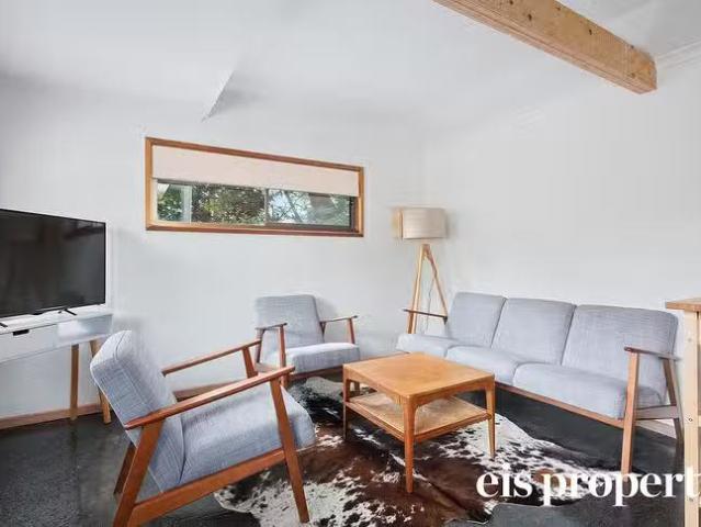 Rental! 9A Jutland Street, New Town, TAS 7008