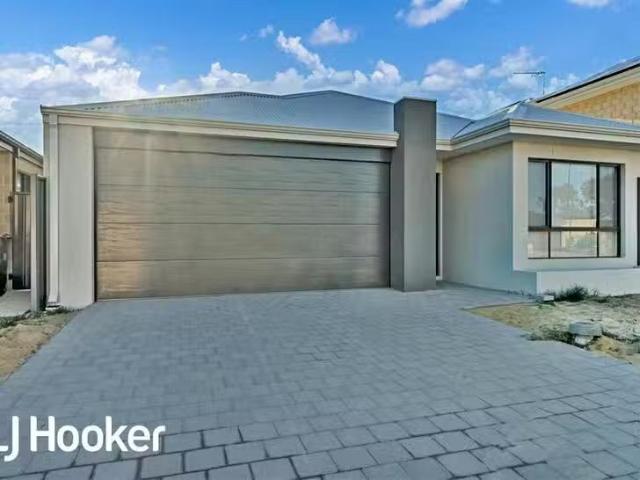Nice 13 Barwon Place, Yanchep, WA 6035